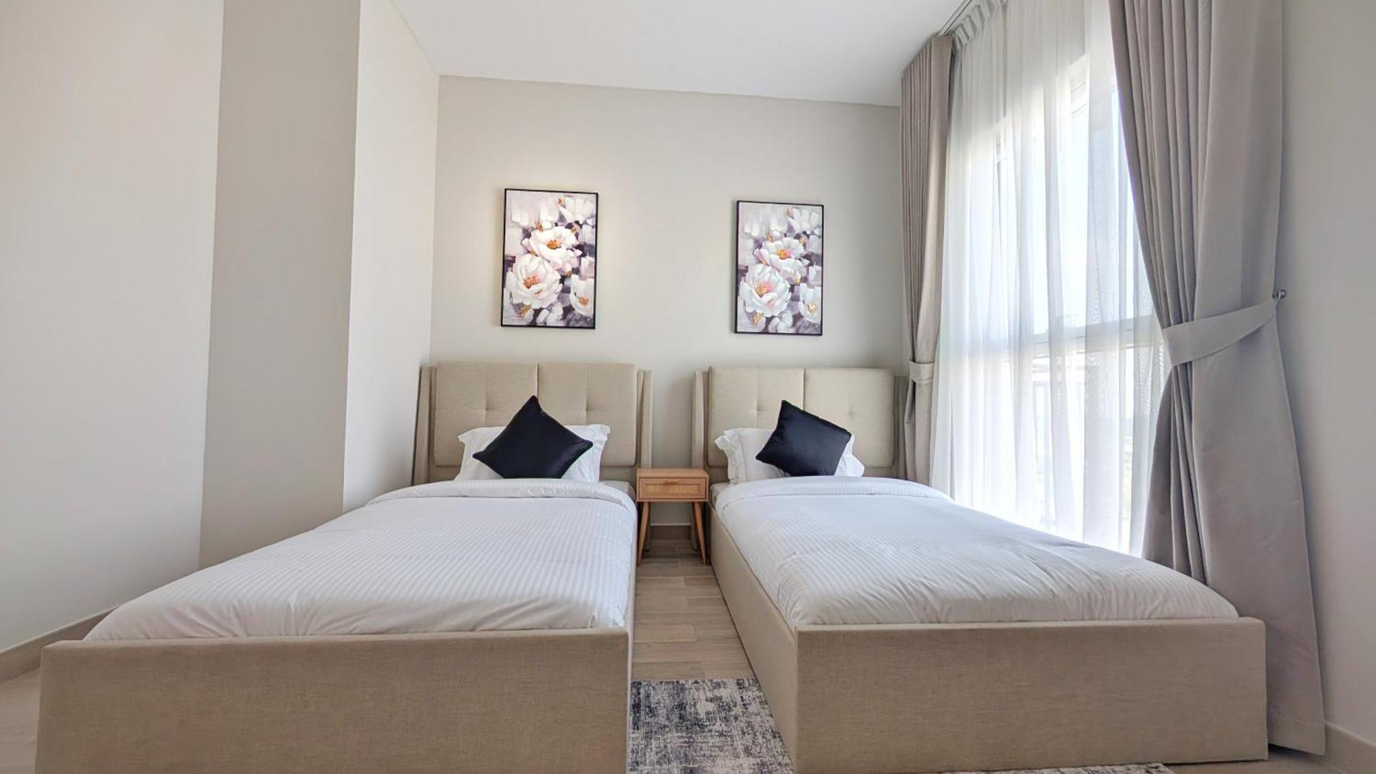 2br Luxurious At Yas Island Apartment