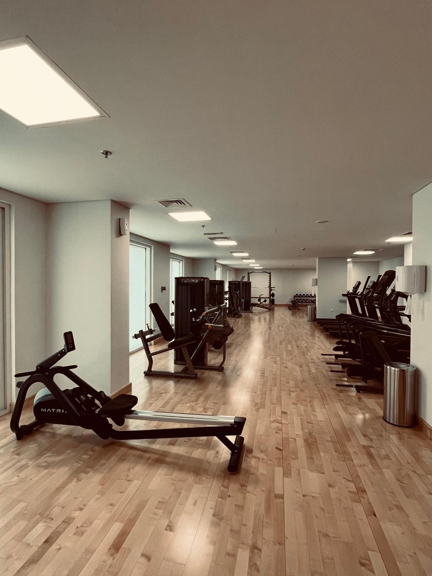 2br Luxurious At Yas Island Apartment *